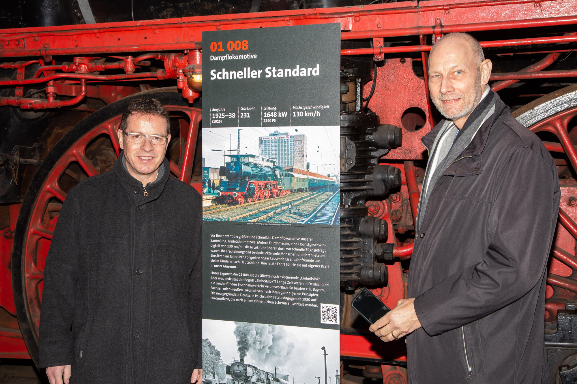 Read more about the article Sparda-Bank West Filiale Bochum spendet 5000 € dem Eisenbahnmuseum BochumS